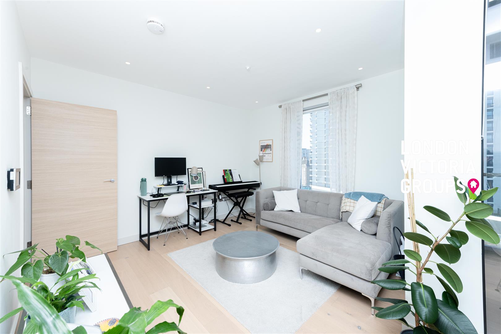 1 bed property in Ebury Apartments, 1B Sutherland Street, London